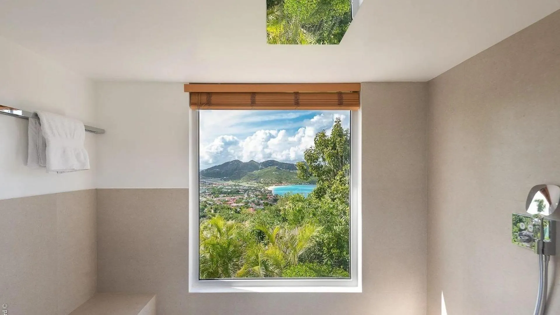 Extraordinary 4BR Hillside Villa in Saint-jean غوستافي سانت بارتيليمي